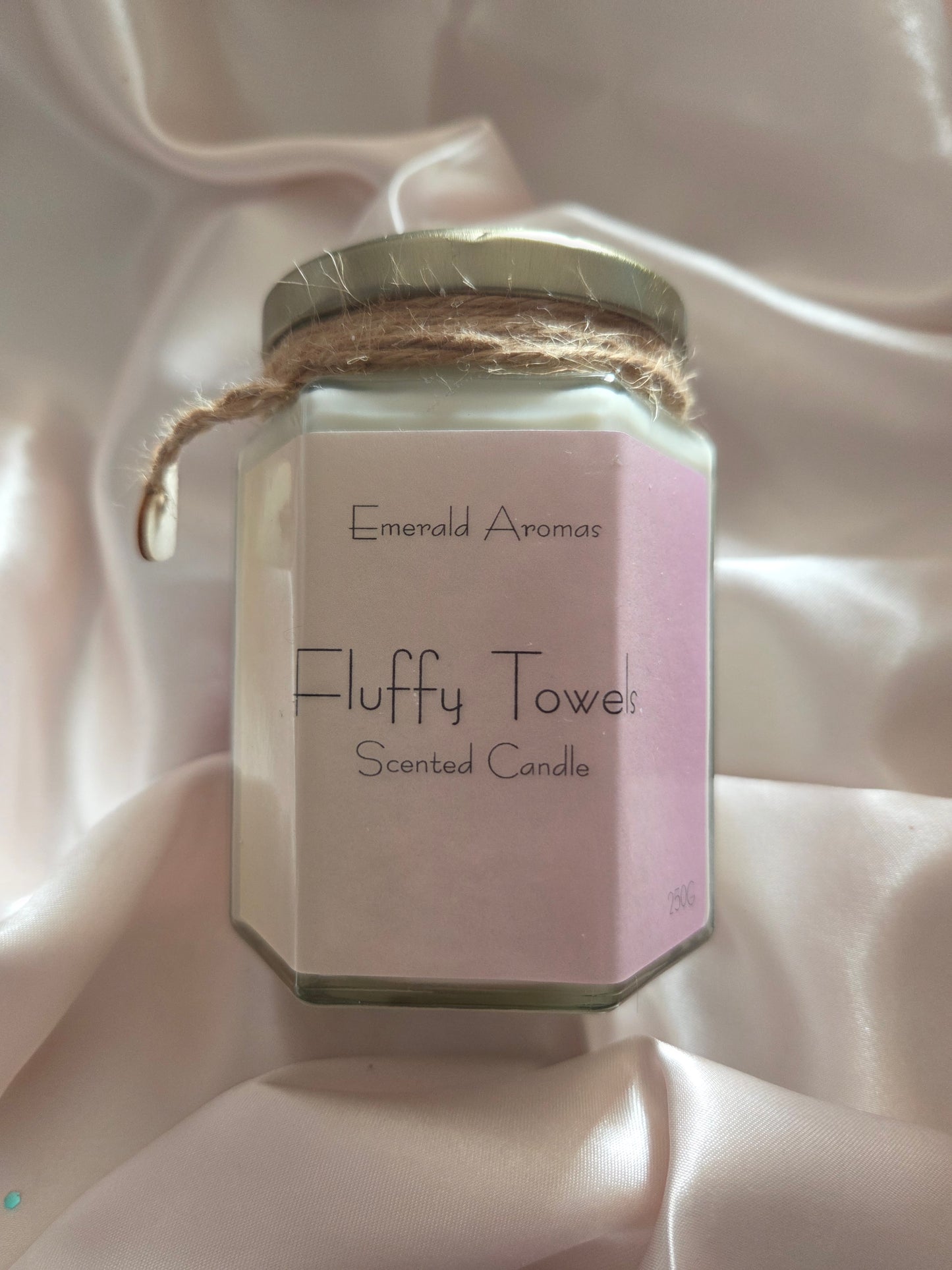 Fluffy Towels Yankee Inspired Large Jar Candle 250g