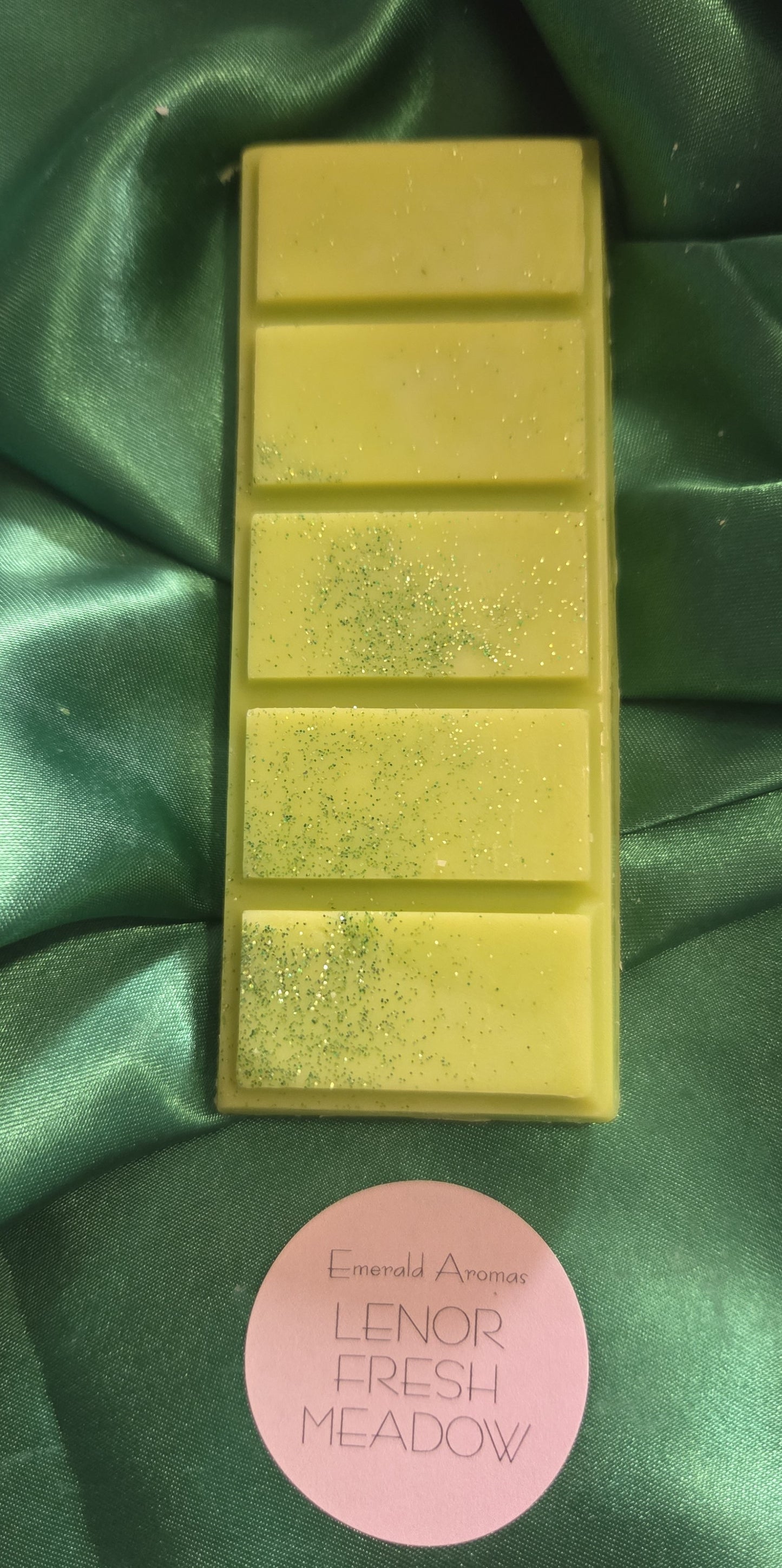 Lenor Fresh Meadow Large Wax Melt 50g