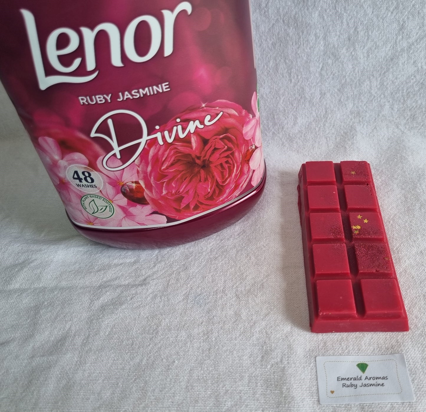 Lenor Ruby Jasmine Inspired Large Wax Melt 50g