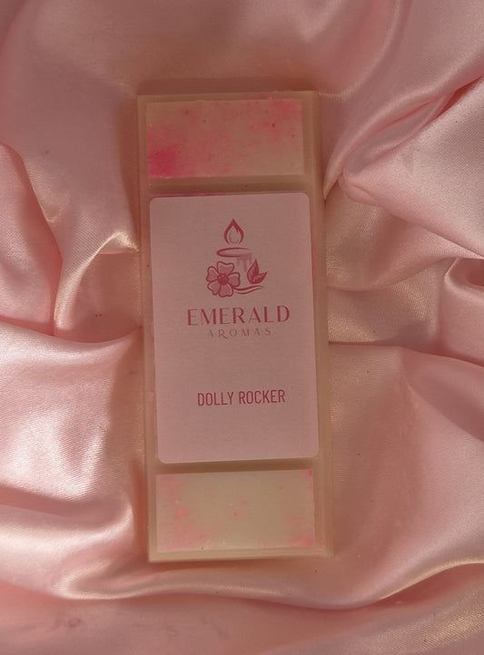 Dolly Rocker L. Flame Inspired Large Wax Melt