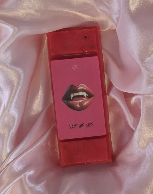 Halloween Vampires Kiss Large Wax Melt 50g