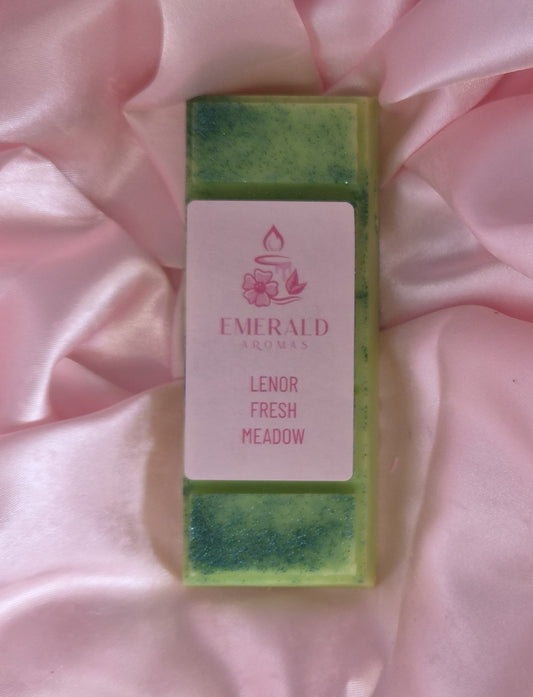 Lenor Fresh Meadow Large Wax Melt 50g