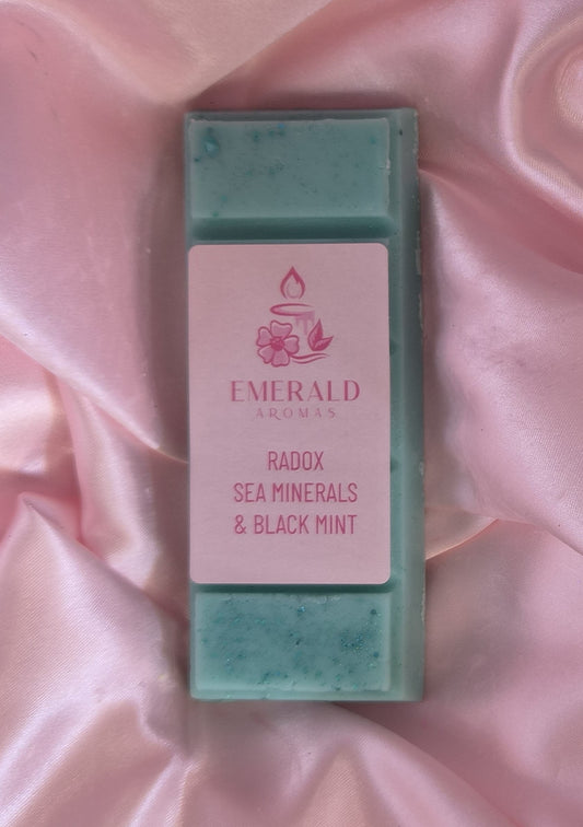 Radox Sea Minerals & Black Mint Inspired Large Wax Melt 50g
